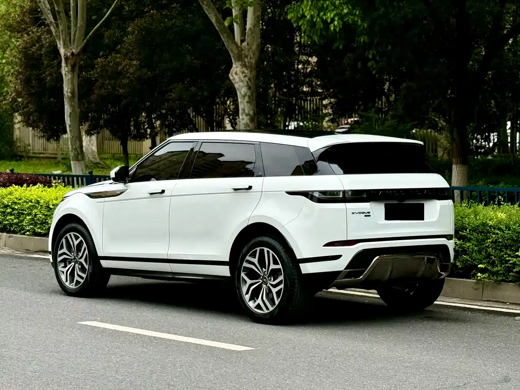 Land Rover Evoque 2022 — фото 14