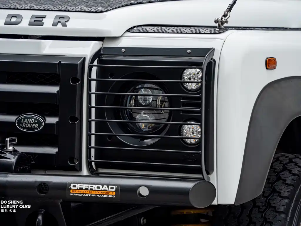 Land Rover Defender 2015 — фото 27