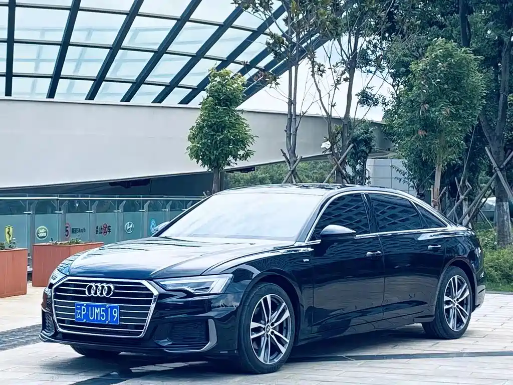 Audi A6L 2020 — фото 1