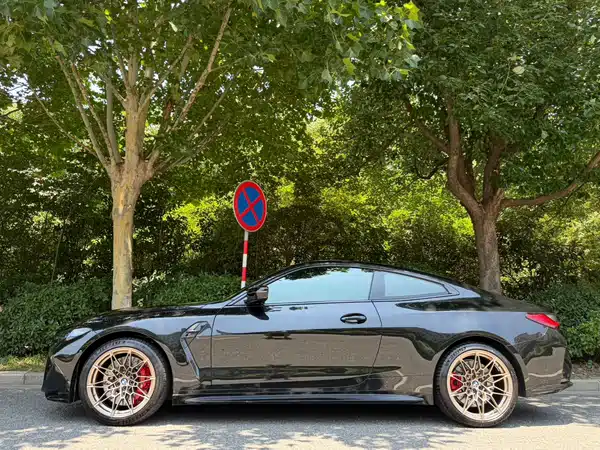 BMW M4 2024