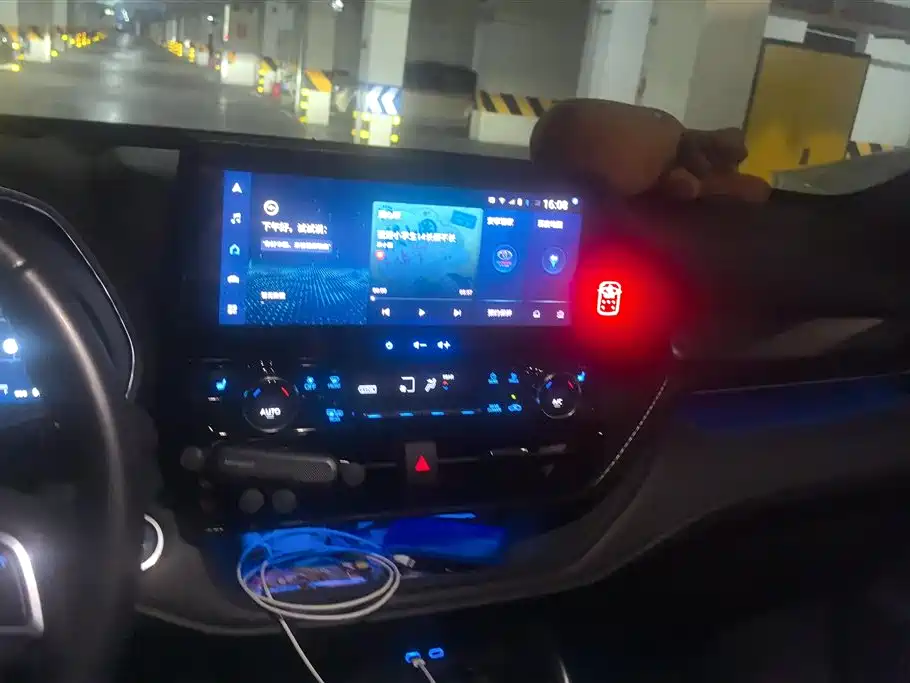Toyota Crown Kluger 2021 — фото 13