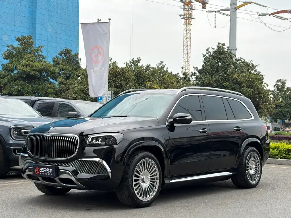 Mercedes-Benz GLS 2023 — фото 1