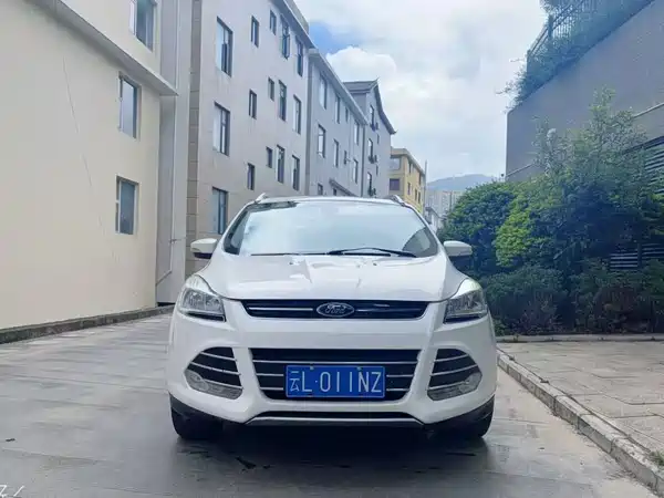 Ford Kuga 2015
