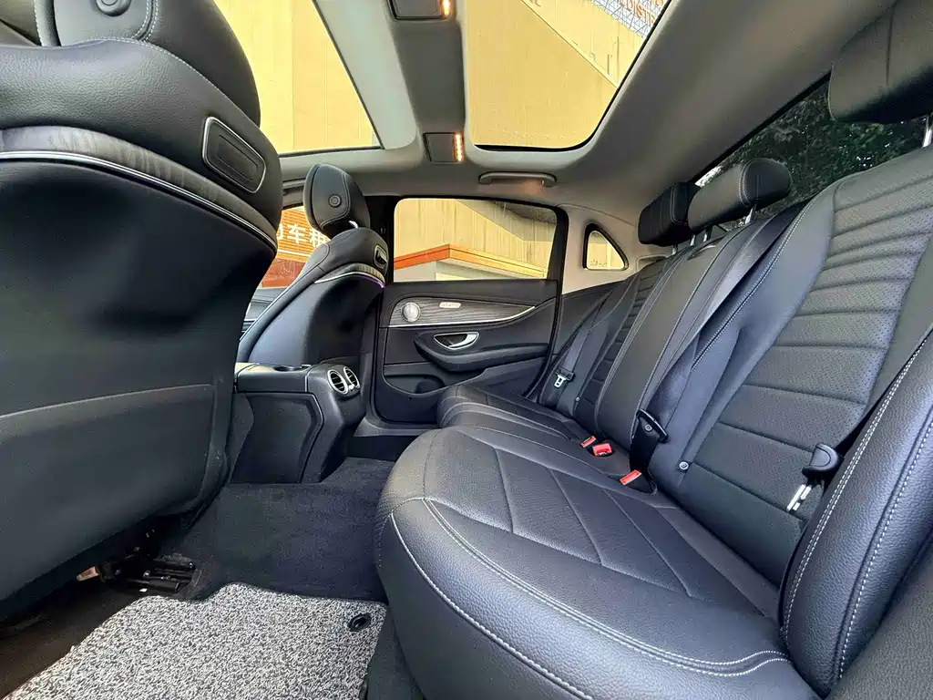 Mercedes-Benz E-Class 2020 — фото 5