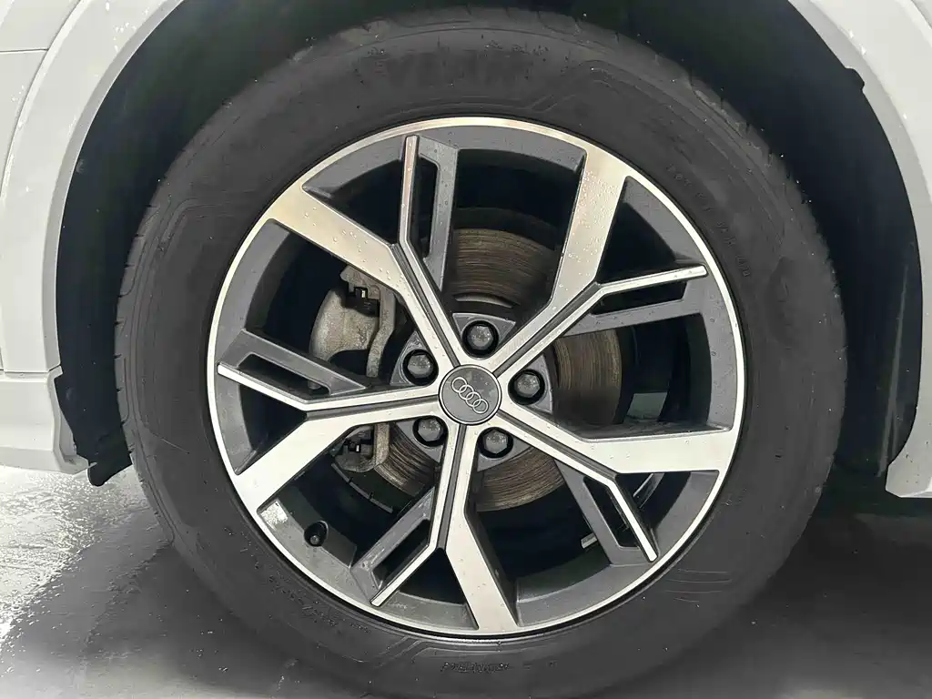 Audi Q3 Sportback 2021 — фото 16