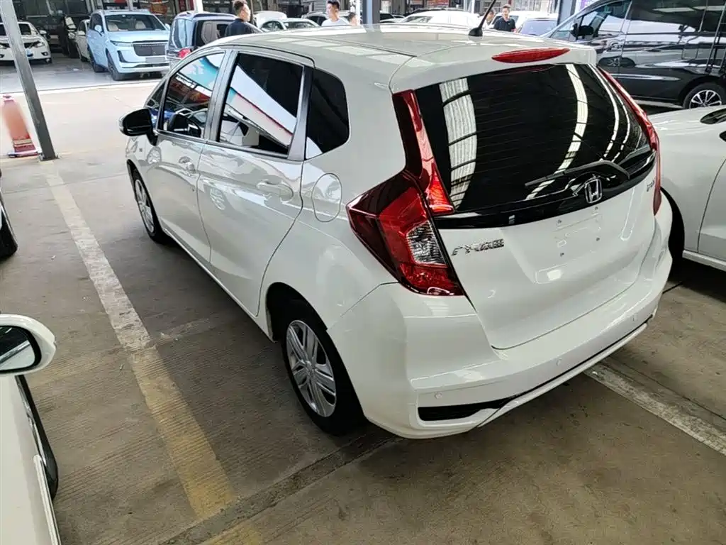 Honda Fit 2020 — фото 5