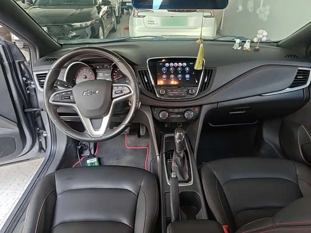 Chevrolet Monza 2019 — фото 10