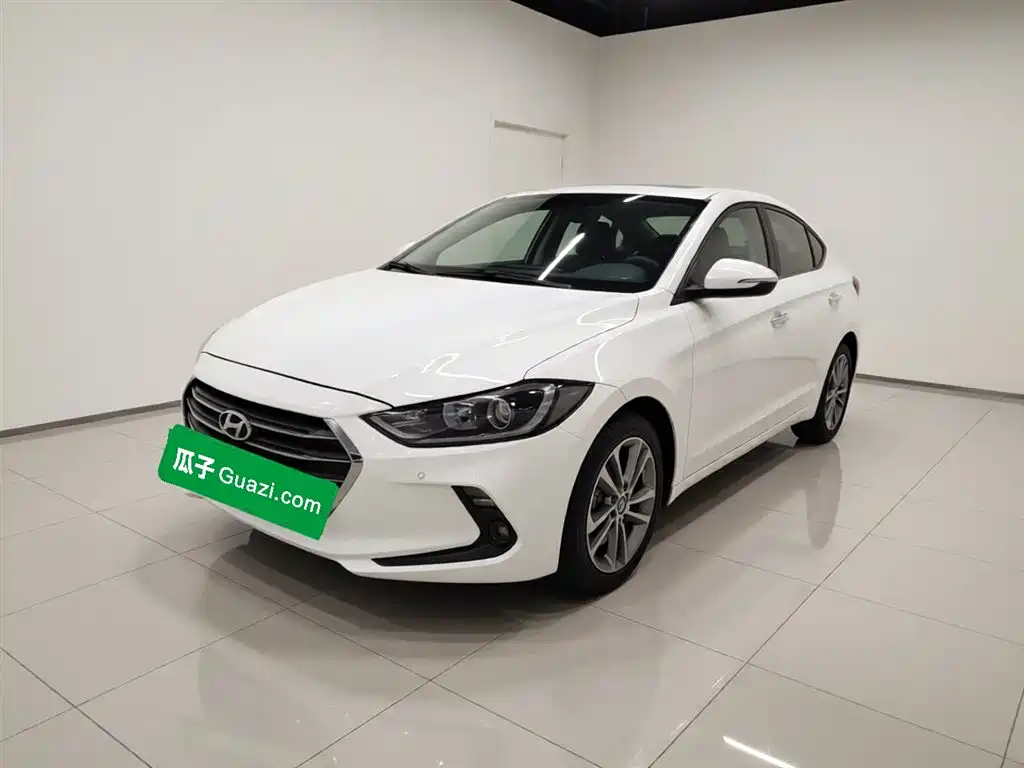 Hyundai Elantra 2016