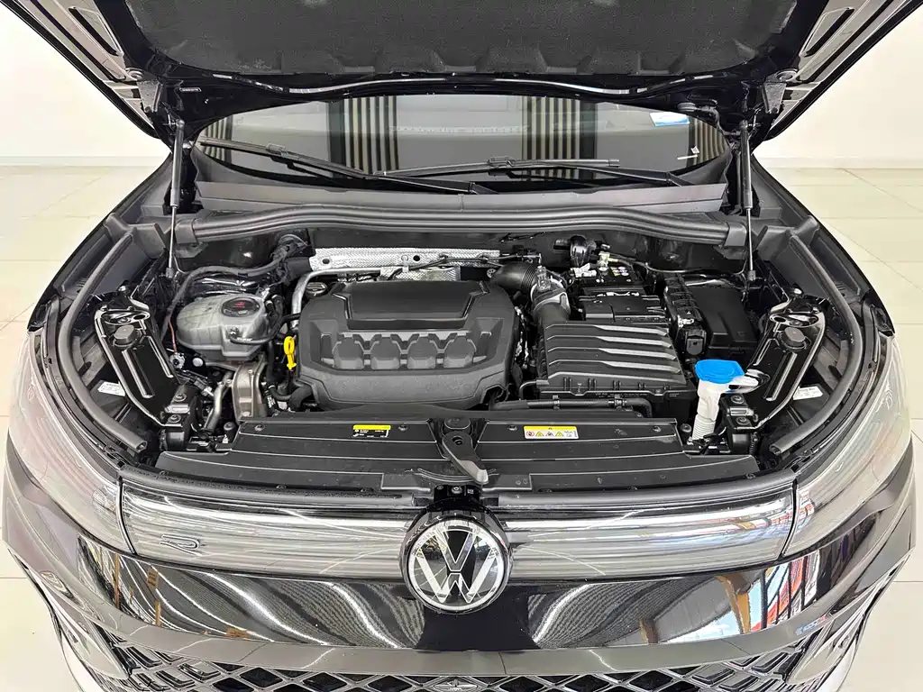 Volkswagen Tiguan L 2025