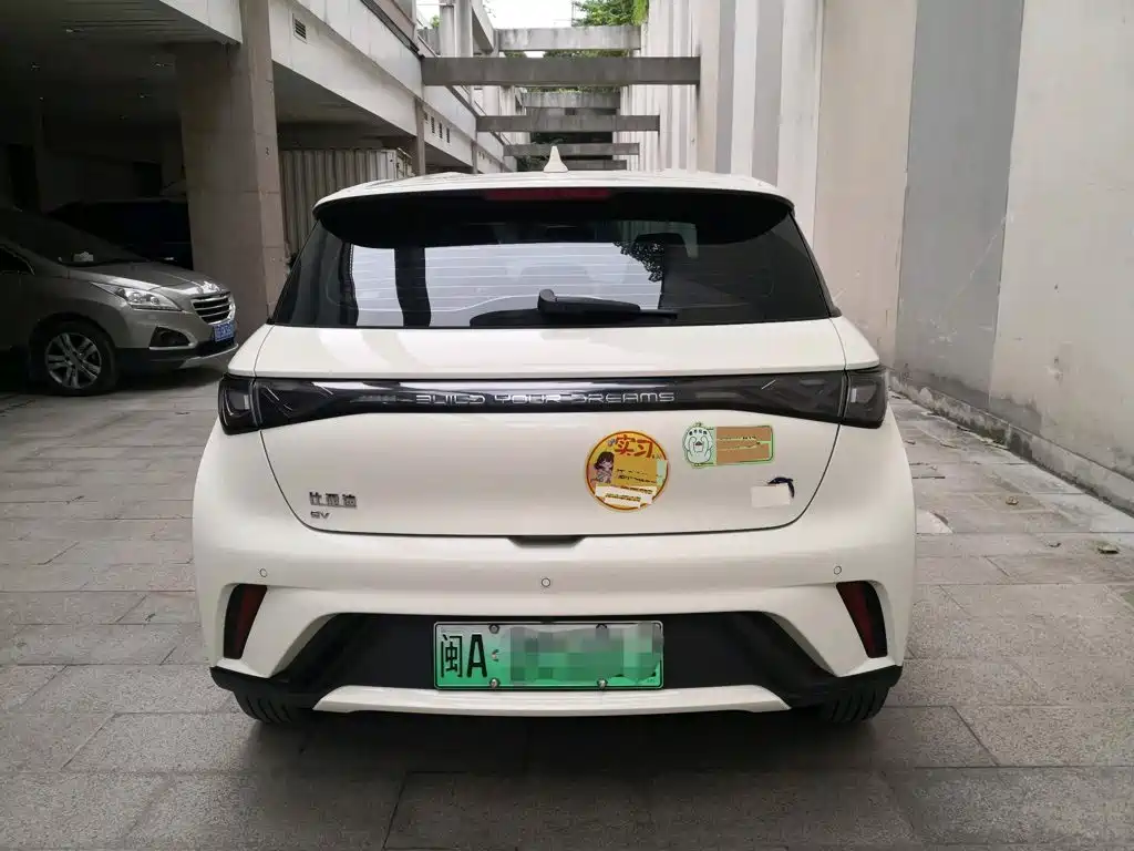 BYD Dolphin 2025 — фото 11