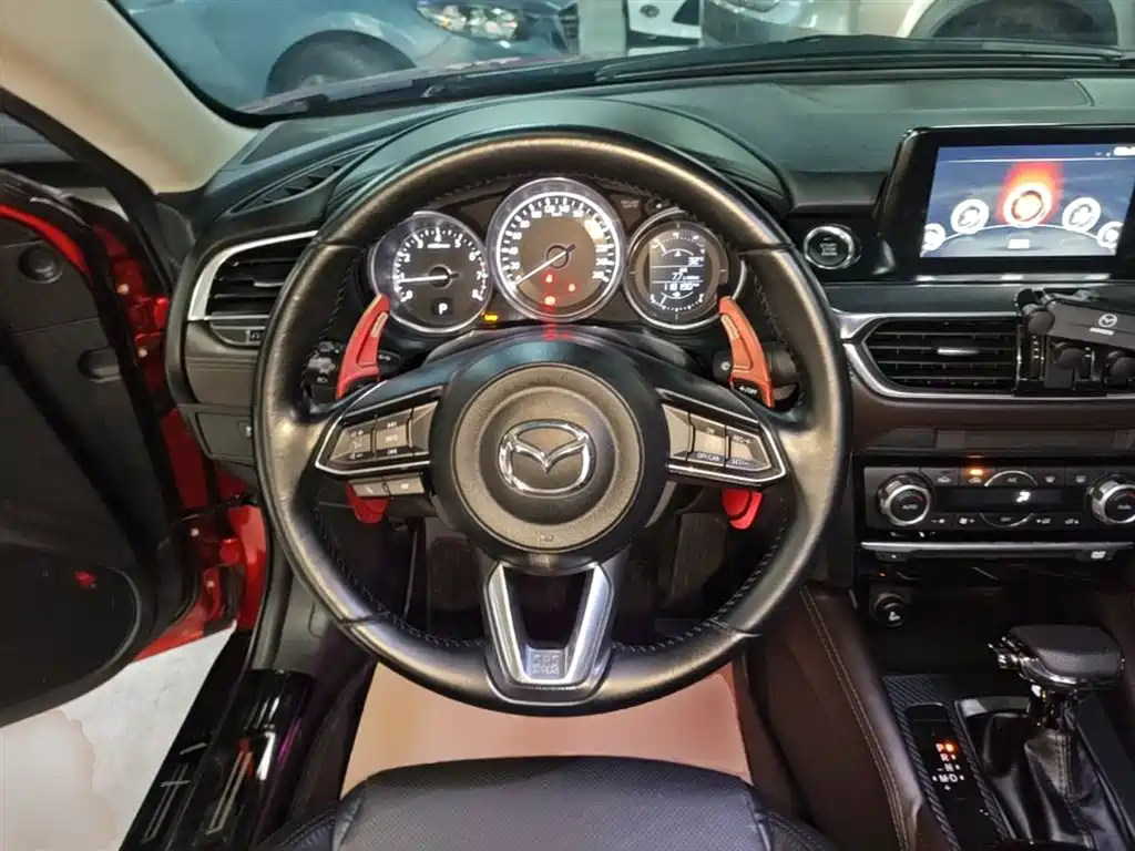 Mazda Atenza 2018 — фото 11