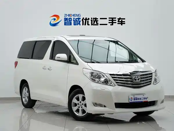 Toyota Alphard 2011