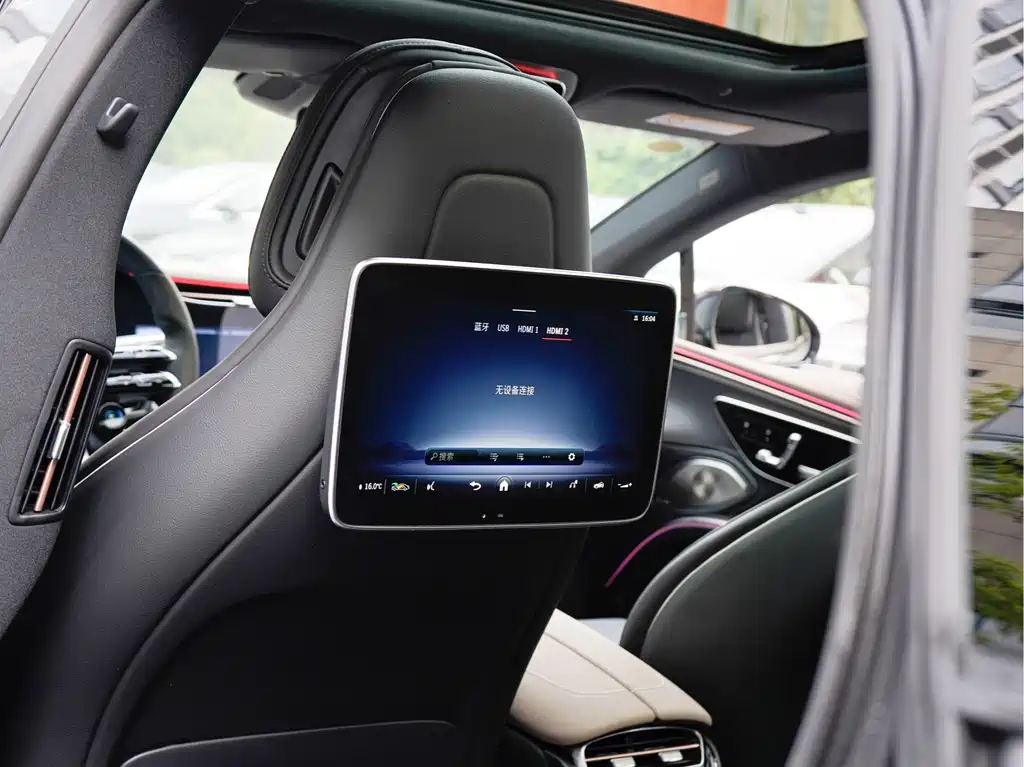 Mercedes-Benz EQS AMG 2025 — фото 19