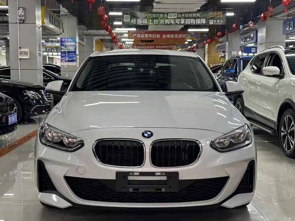 BMW 1 Series 2021