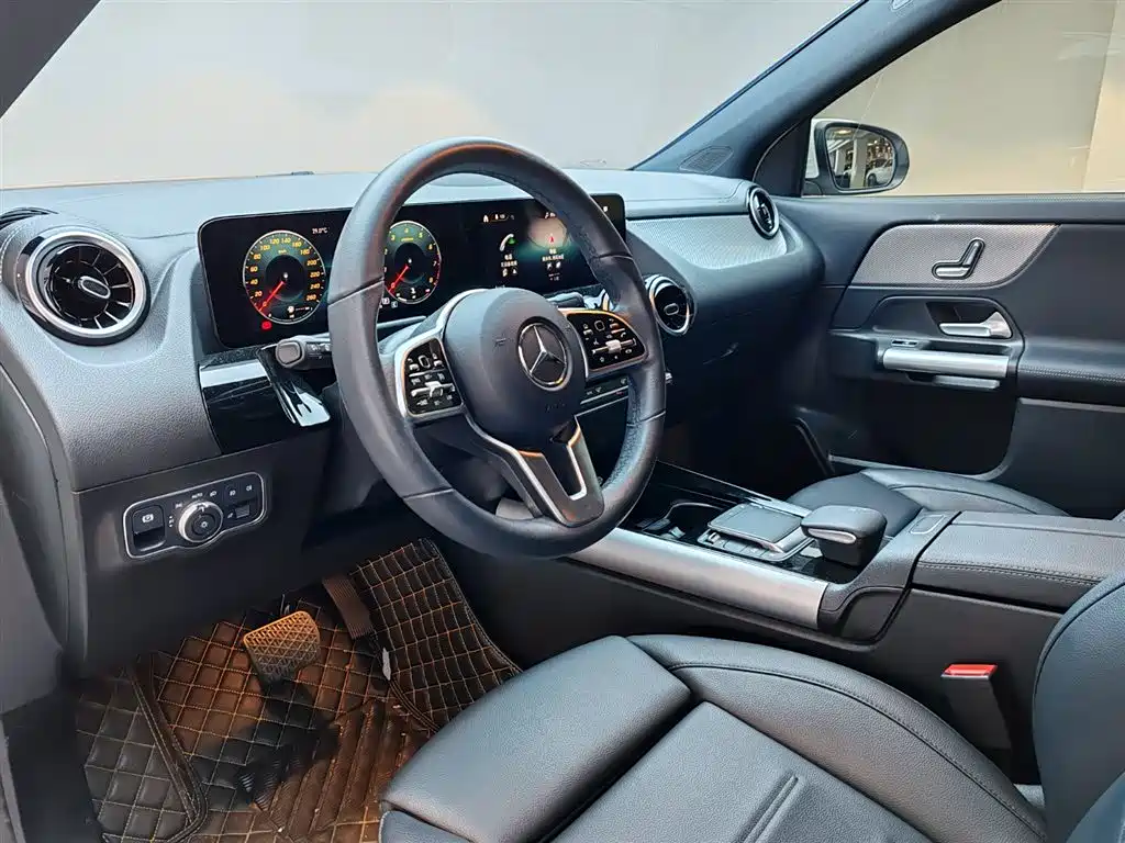 Mercedes-Benz GLA 2023 — фото 12