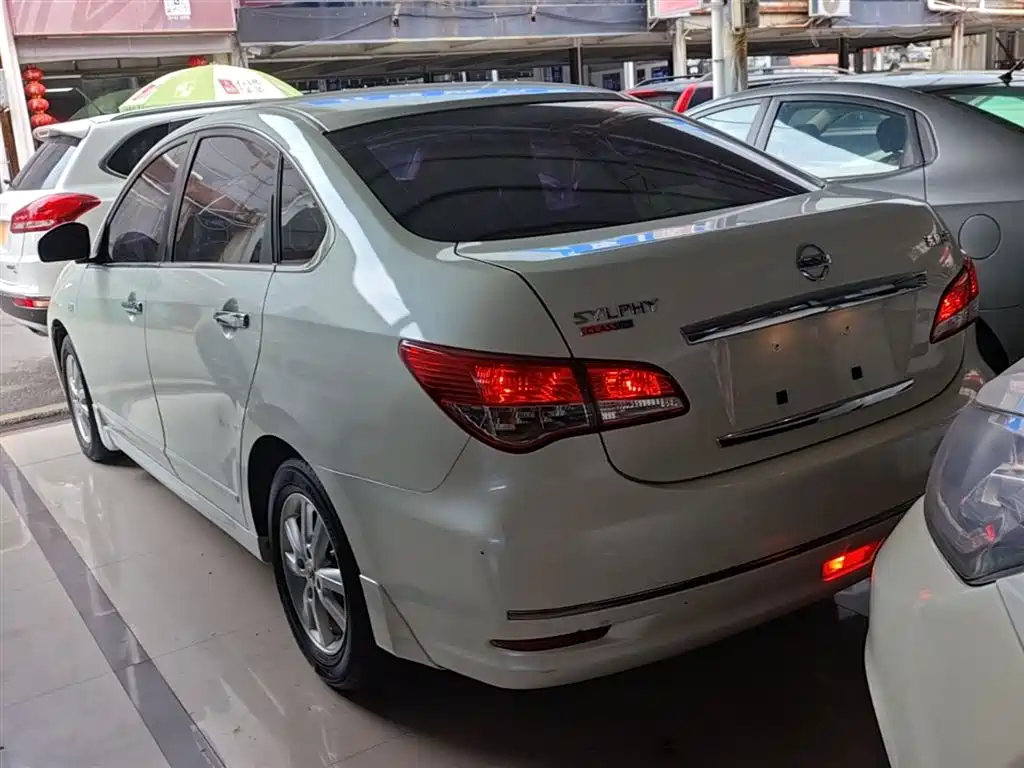 Nissan Sylphy 2015 — фото 5