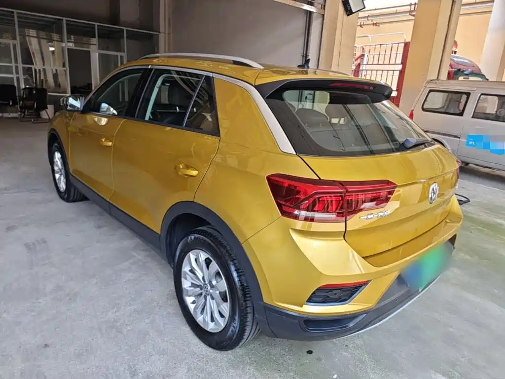 Volkswagen T-Roc 2018 — фото 23