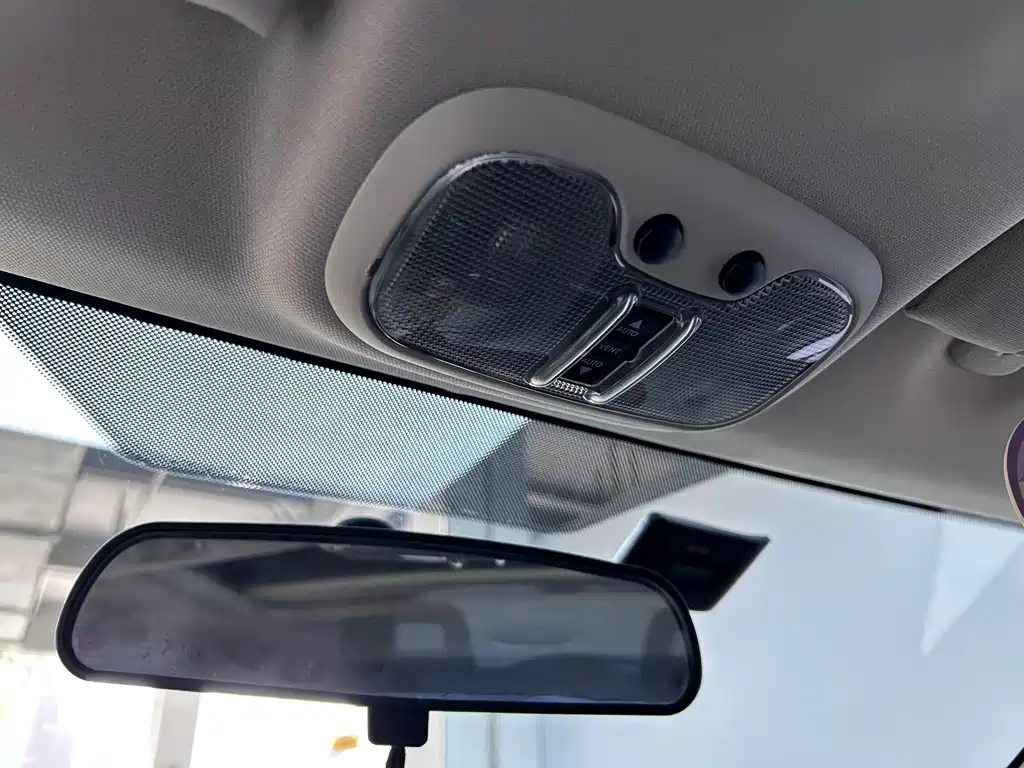 Jeep Compass 2015 — фото 19