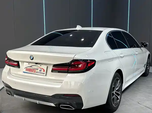 BMW 5 Series 2022
