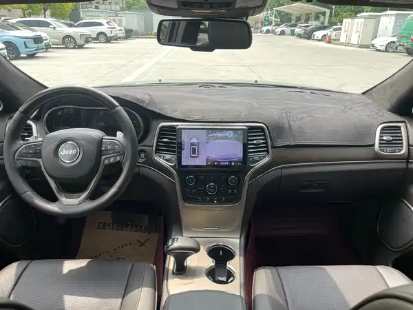 Jeep Grand Cherokee 2014
