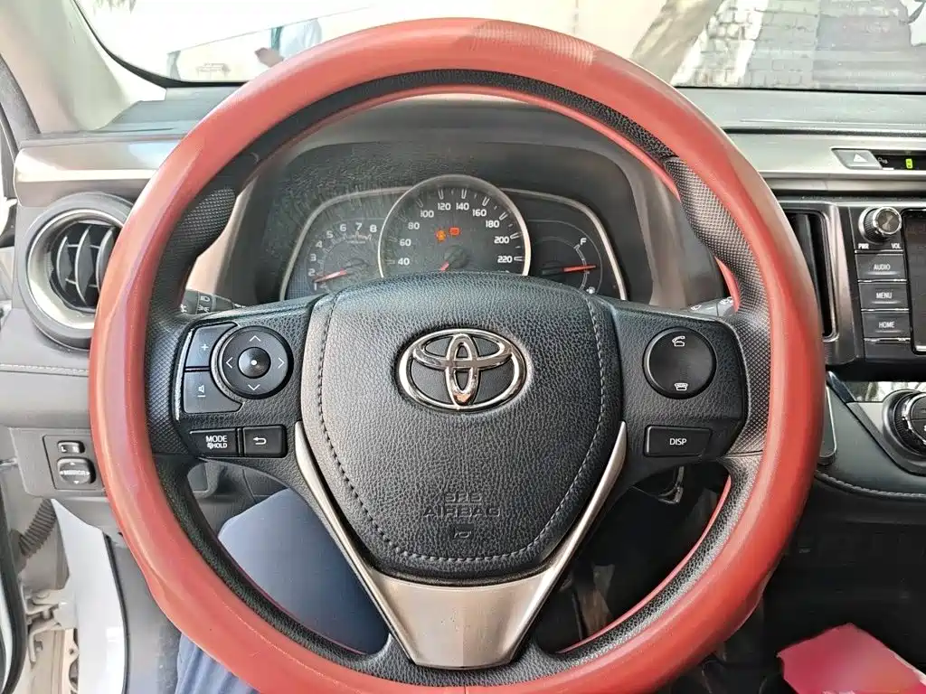 Toyota RAV4 2016