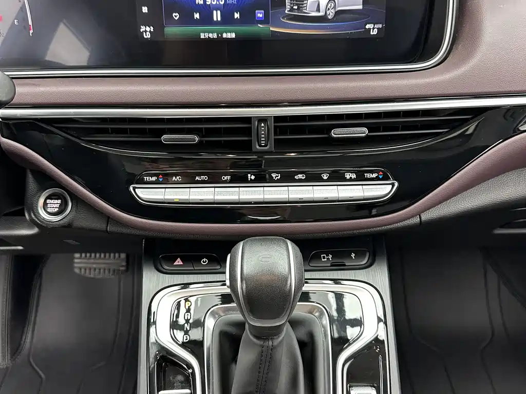 GAC Motor Trumpchi M6 2022 — фото 15