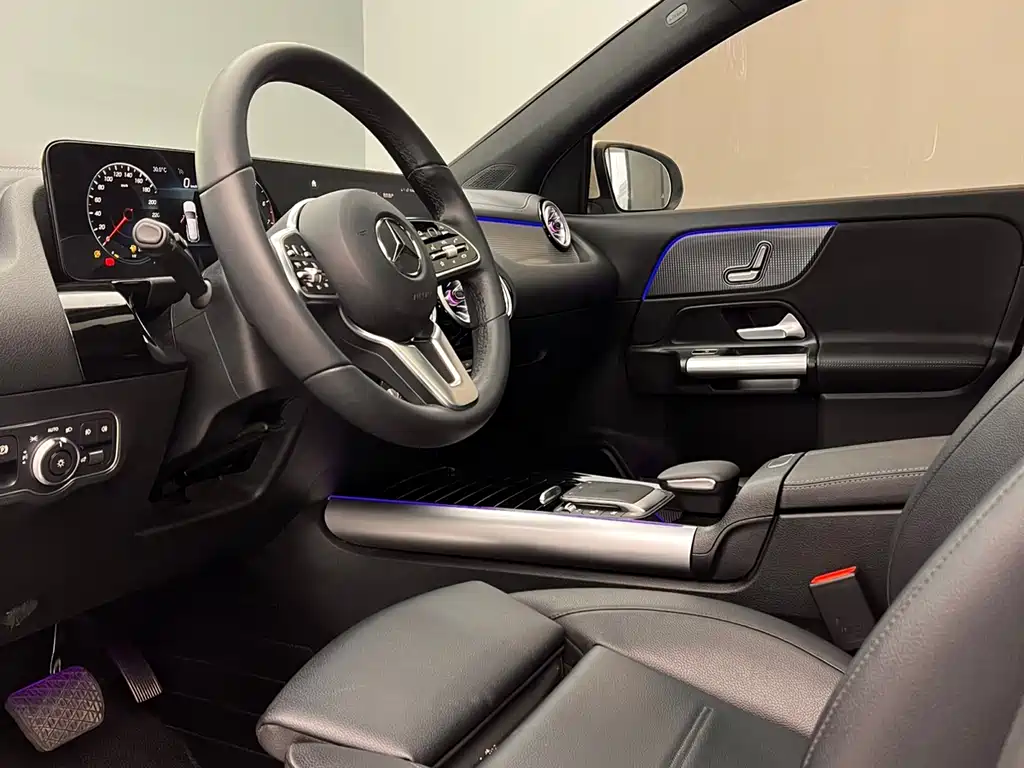 Mercedes-Benz GLA 2023 — фото 27