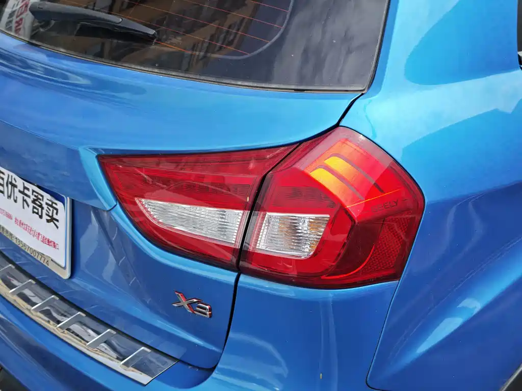 Geely Vision X3 2018 — фото 15