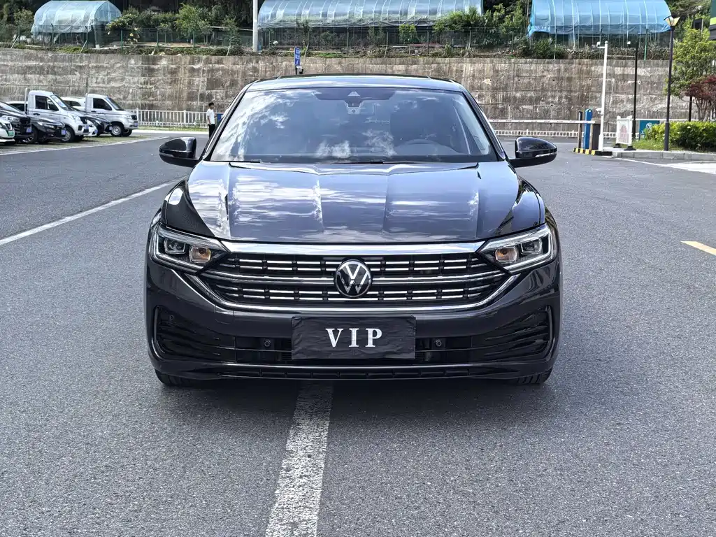 Volkswagen Sagitar 2023