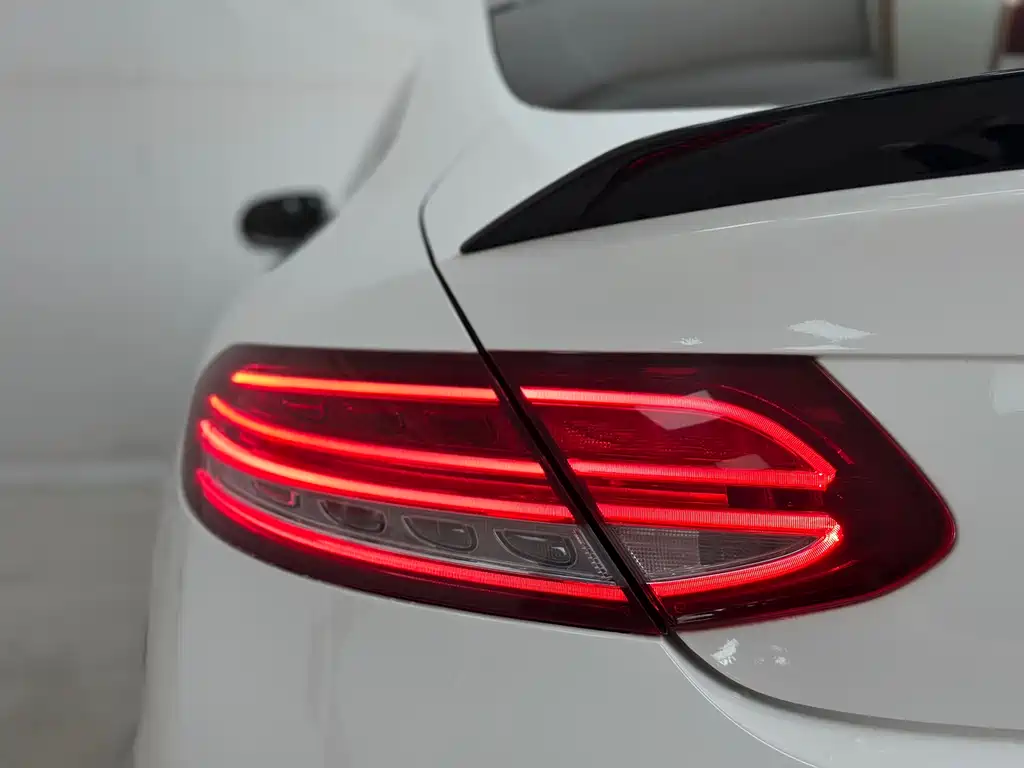 Mercedes-Benz C-Class 2017 — фото 16