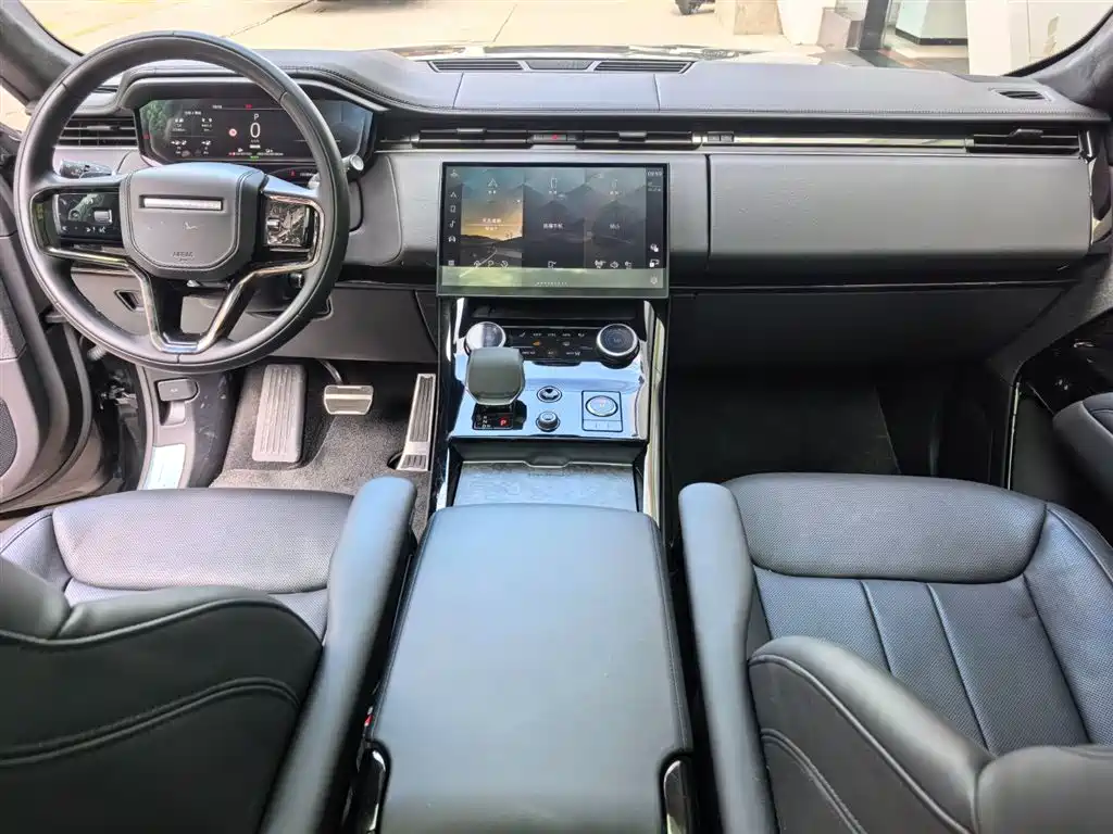 Land Rover Range Rover Sport New Energy 2025 — фото 8