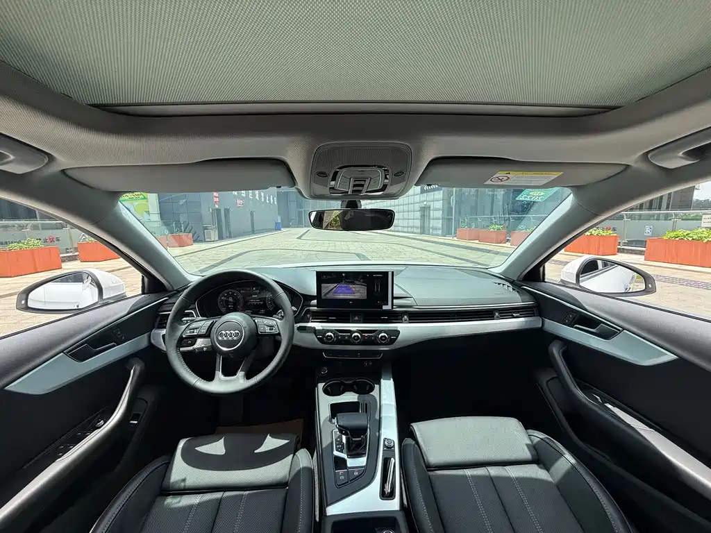 Audi A4L 2020