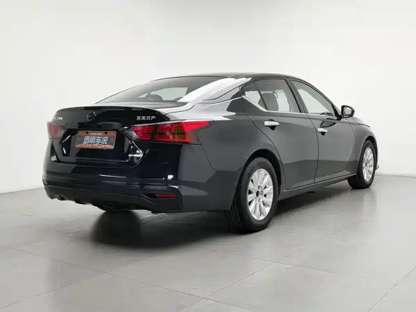 Nissan Teana 2020