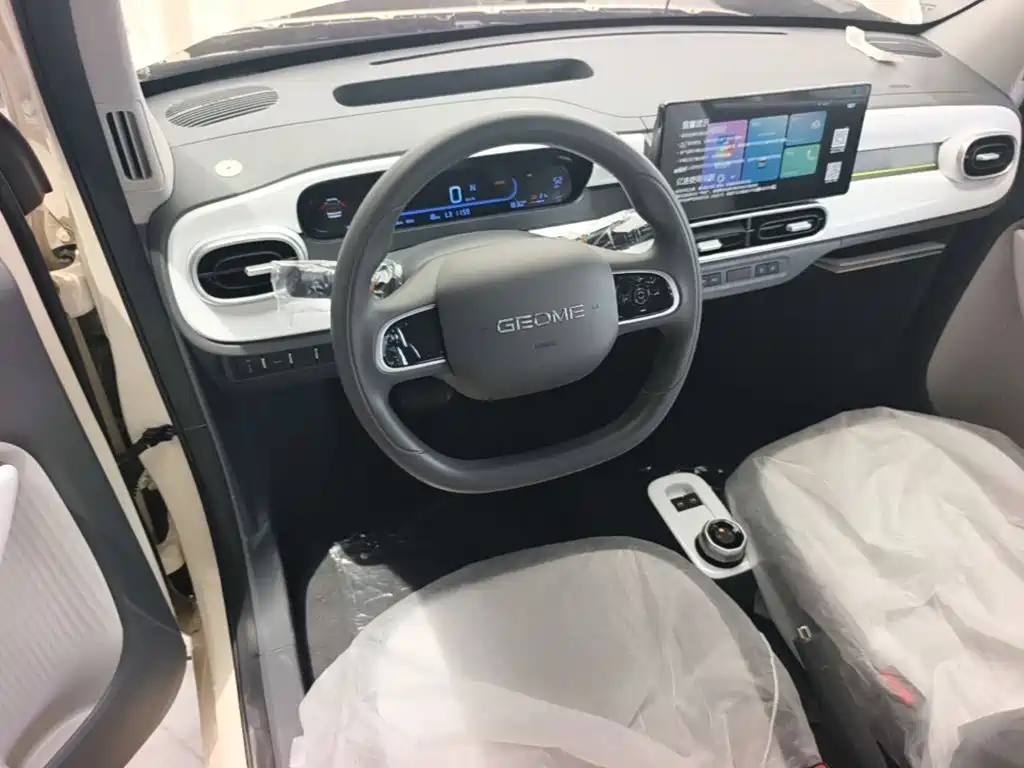 Geely Galaxy Panda 2026 — фото 10