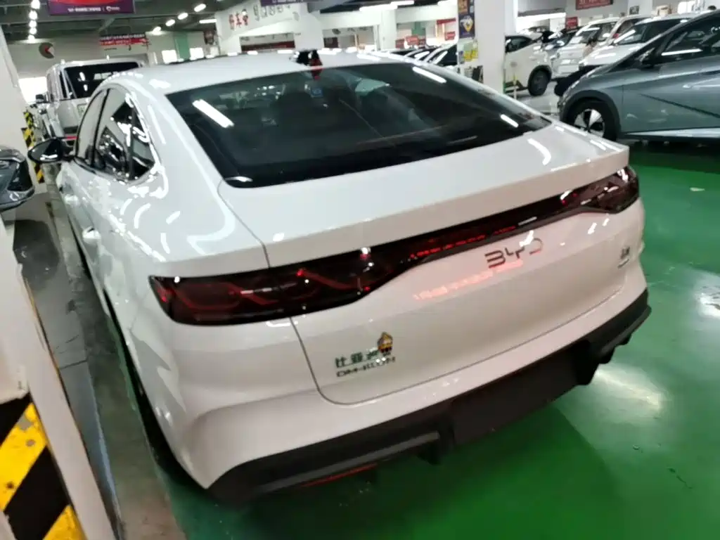 BYD Qin L 2025 — фото 5