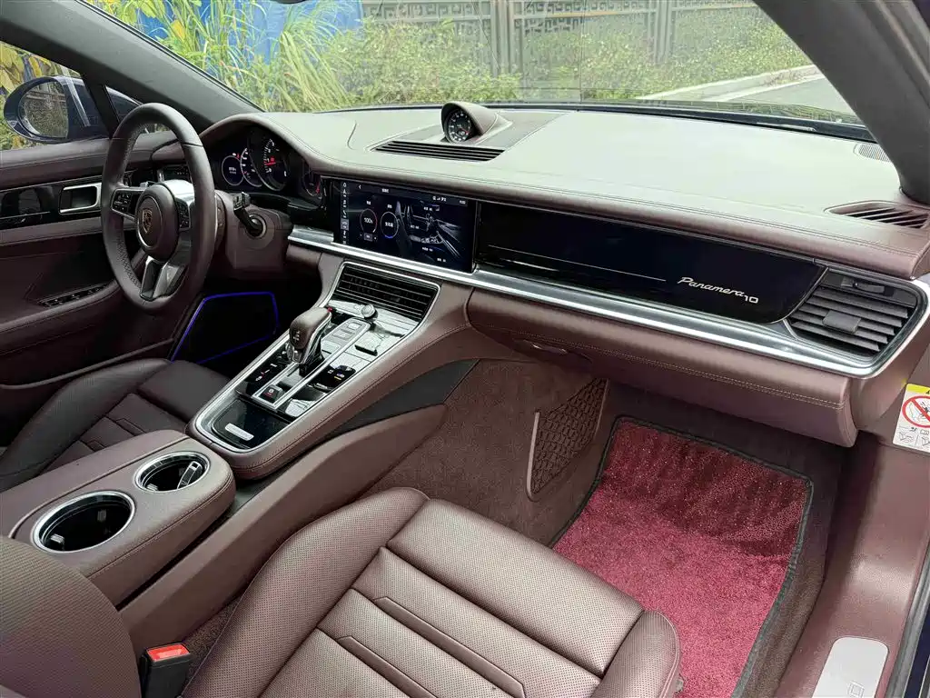Porsche Panamera 2020 — фото 11