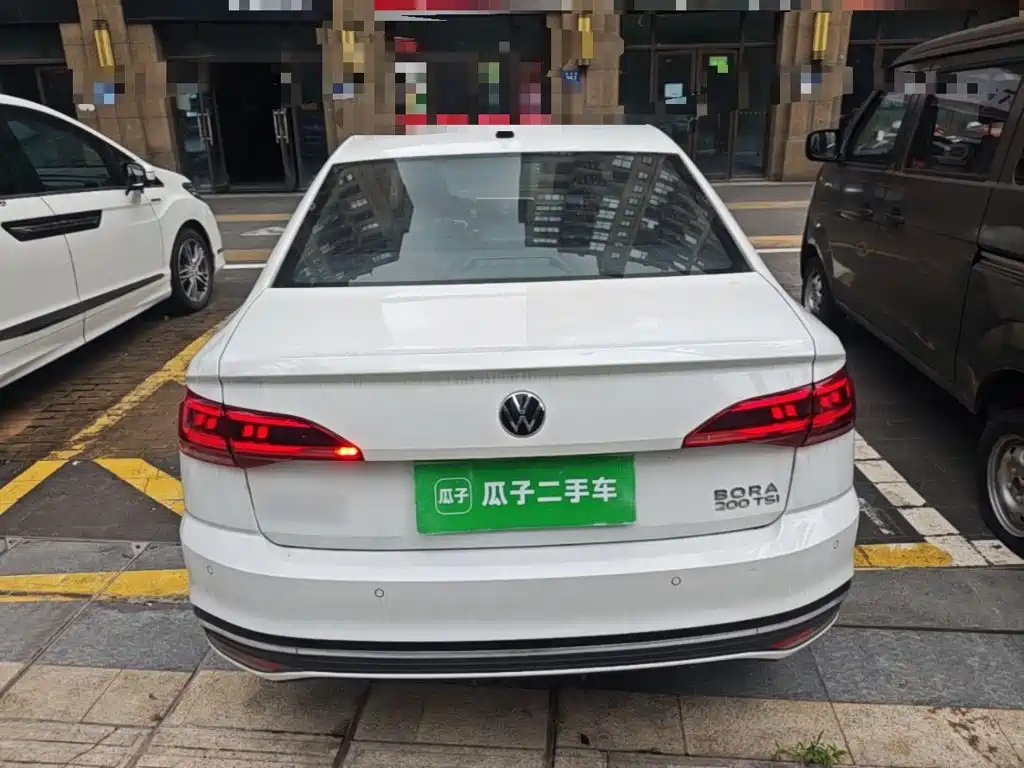 Volkswagen Bora 2023