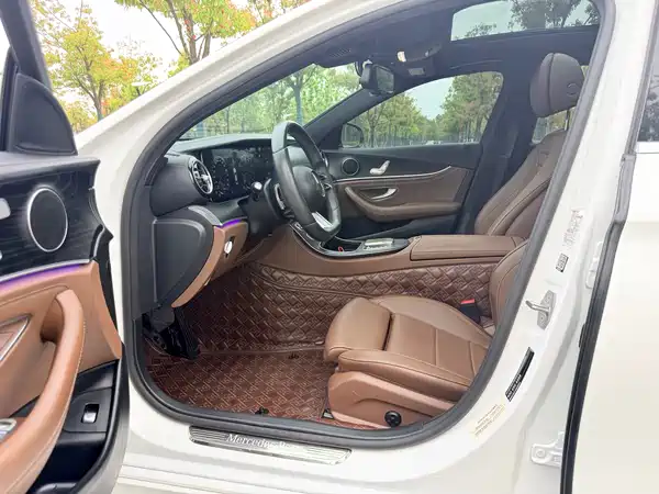 Mercedes-Benz E-Class 2021