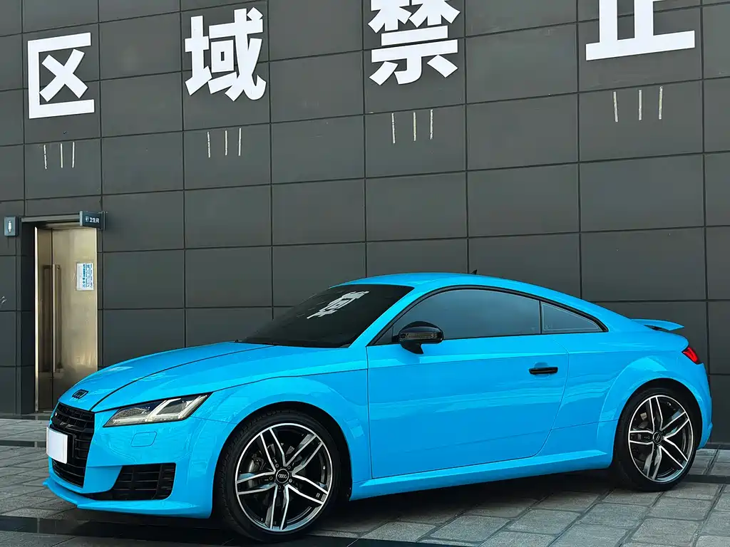 Audi TT 2016 — фото 1