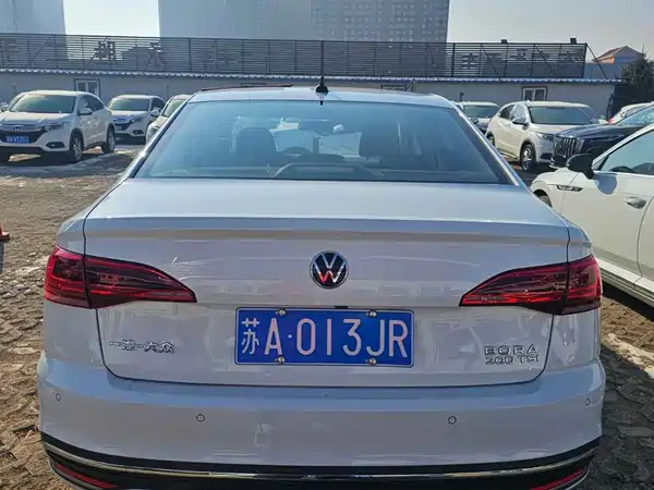 Volkswagen Bora 2024