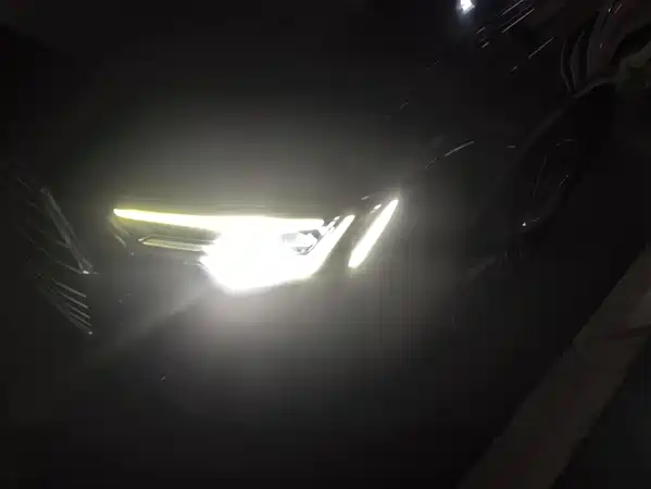 Audi A6L 2022