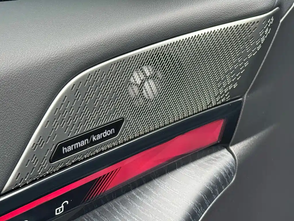 BMW i5 2025 — фото 4