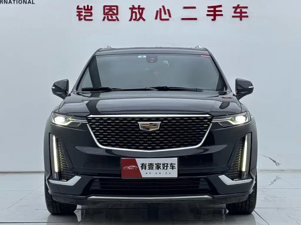 Cadillac XT6 2023 — фото 2