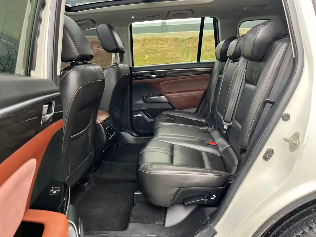 GAC Motor Trumpchi GS8 2018 — фото 7