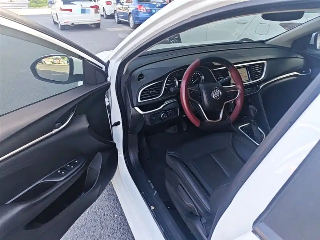 Buick Excelle 2021 — фото 16