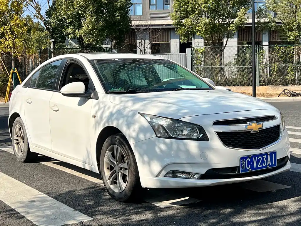 Chevrolet Cruze 2015 — фото 3