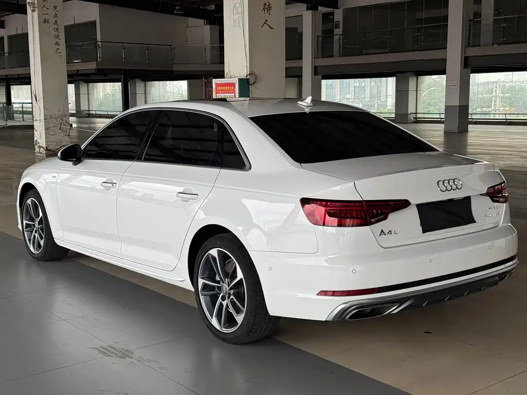 Audi A4L 2020 — фото 4