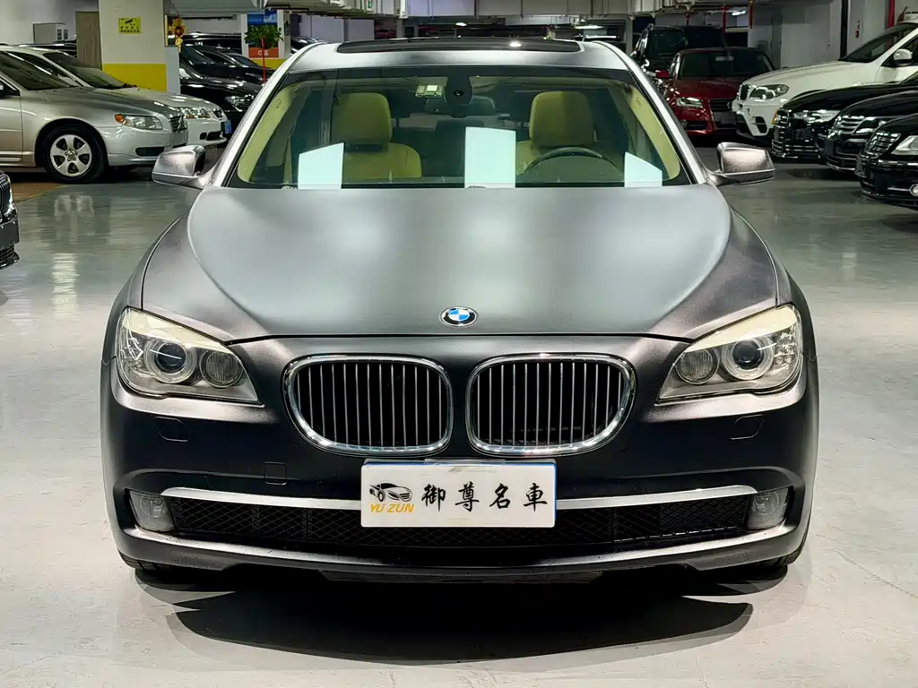 BMW 7 Series 2012 — фото 2