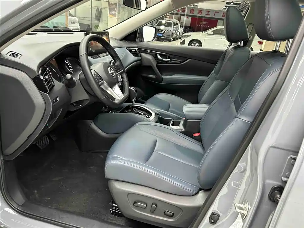 Nissan X-Trail 2025 — фото 11