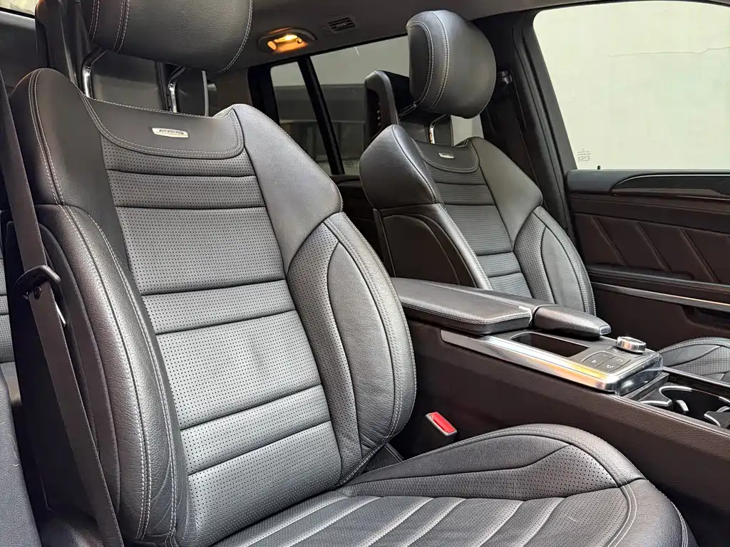 Mercedes-Benz GL-Class AMG 2015 — фото 13